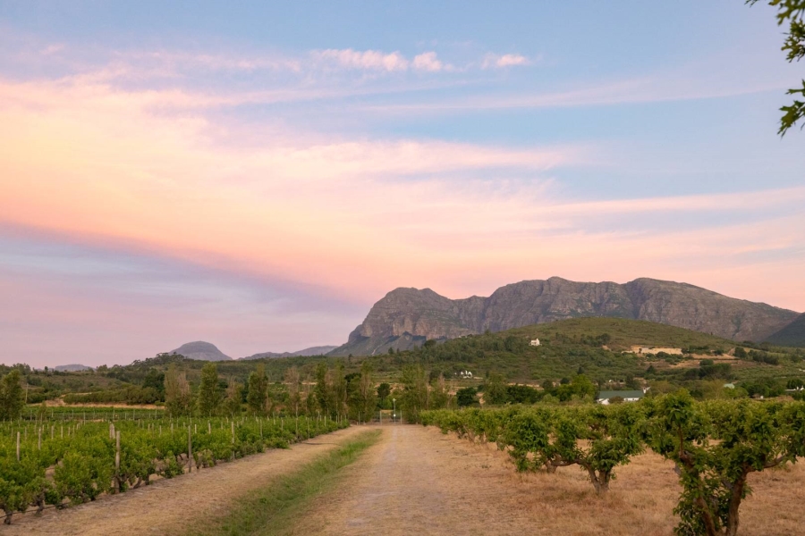 6 Bedroom Property for Sale in Klein Parys Western Cape